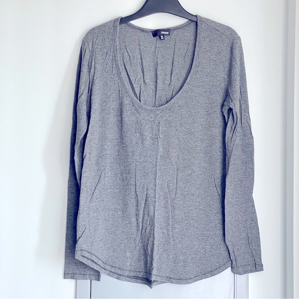 ARITZIA WILFRED FREE Heather Gray Scoop Neck Long Sleeve Tee
